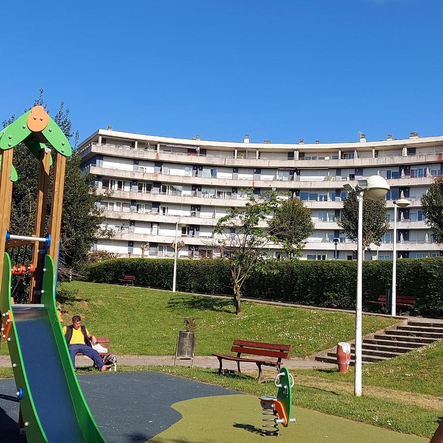 Soleado Piso Con Garaje Y Piscina A 8' Centro Apartment Castro Urdiales Exterior photo